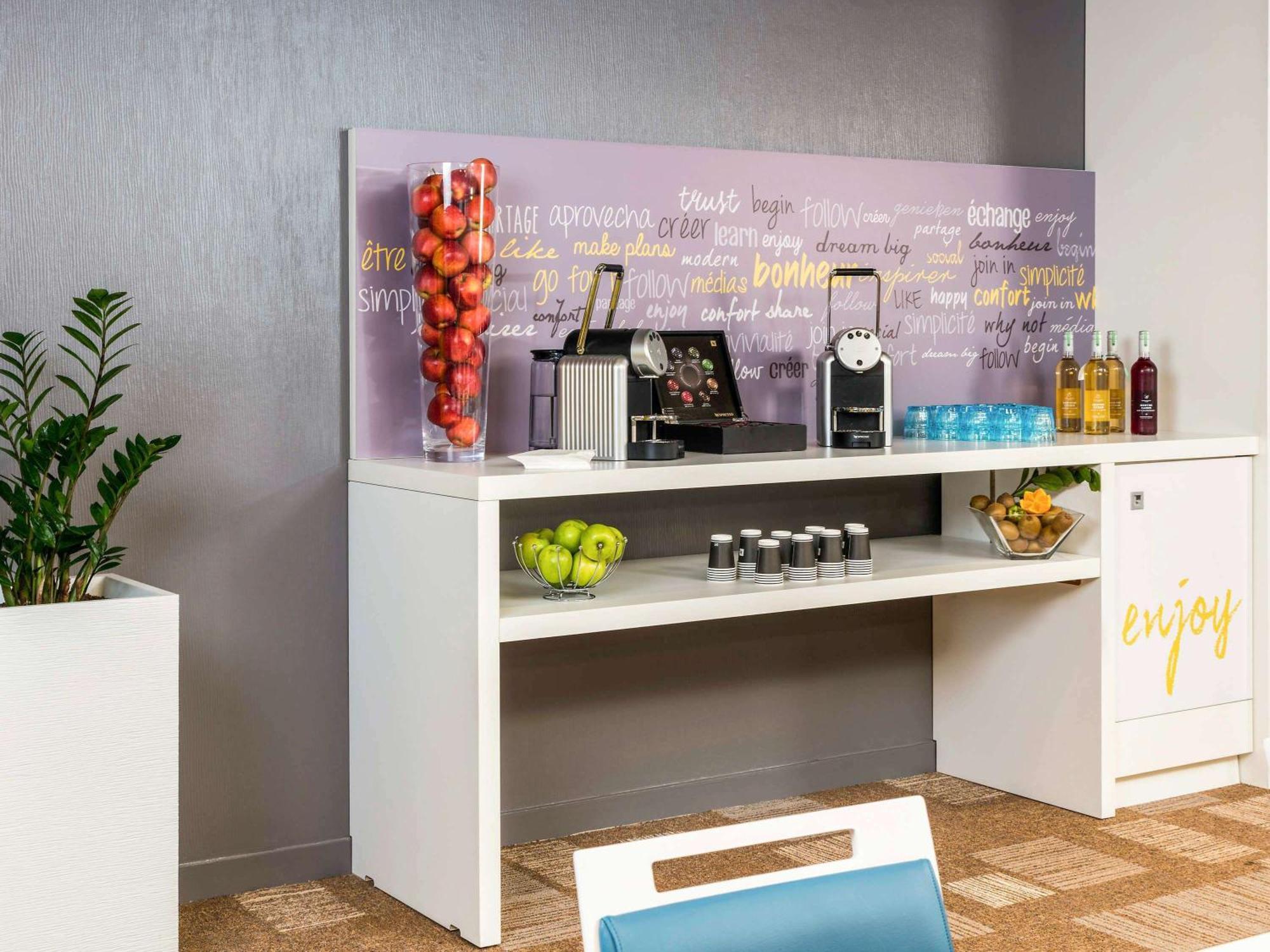 Ibis Bordeaux Centre Meriadeck מראה חיצוני תמונה
